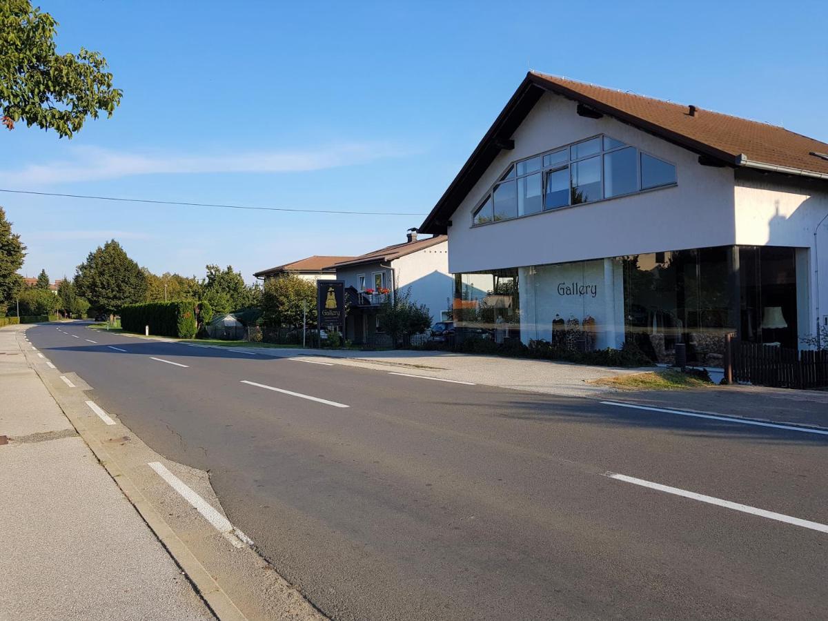 Fado Apartments Lendava Ngoại thất bức ảnh